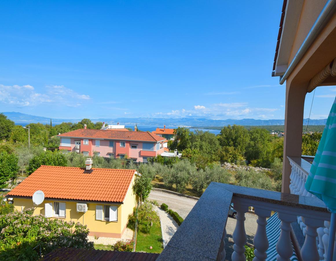 Apartments Ivanka Malinska Zewnętrze zdjęcie